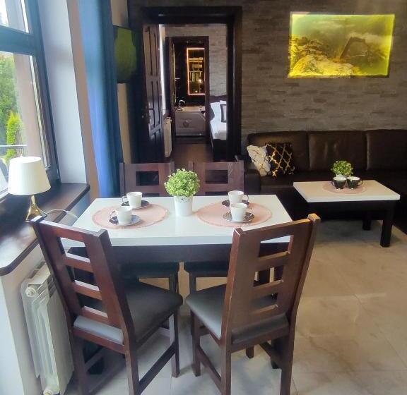 ハイドロマッサージバス付きスイート, Pokoje I Apartamenty U Sabiny   Apartament I Domek Z Jacuzzi Na Wyłączność   Pozostałe Pokoje Bez Ja