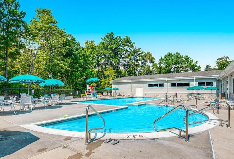 شقة 3 غرف, Sea Colony  14001 Tall Pines