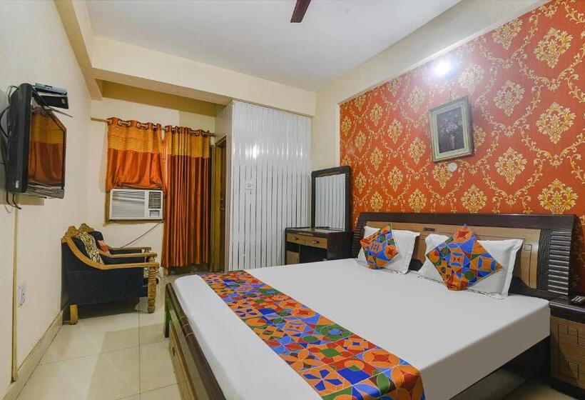 デラックスルーム, Fabhotel Maadhavam Residence