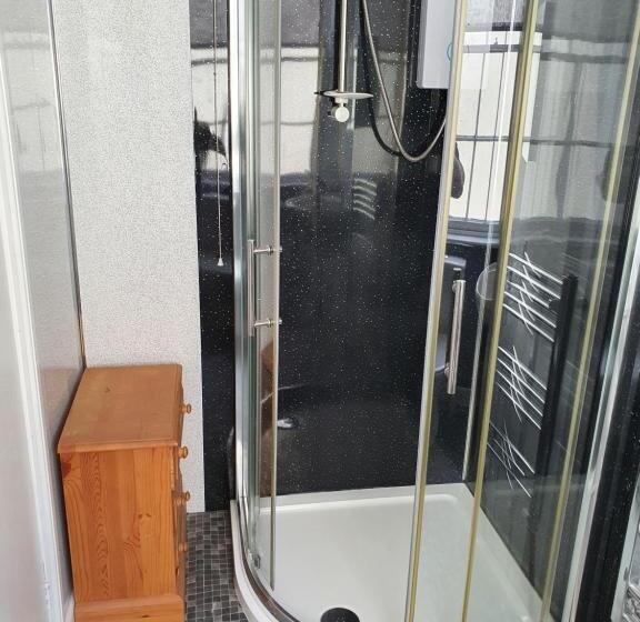 Номер Стандарт Индивидуальный, Midway Guest House