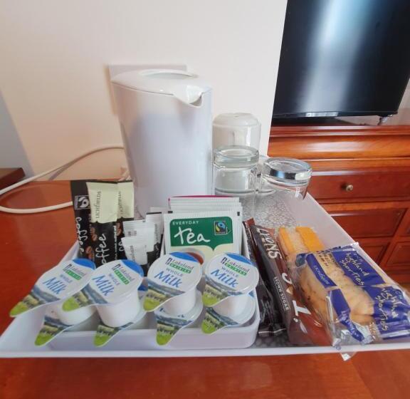 Quarto Estandar Cama King, Midway Guest House