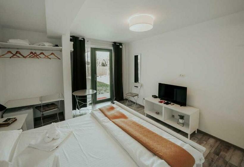 غرفة ديلوكس, Pensiunea Delta Drill