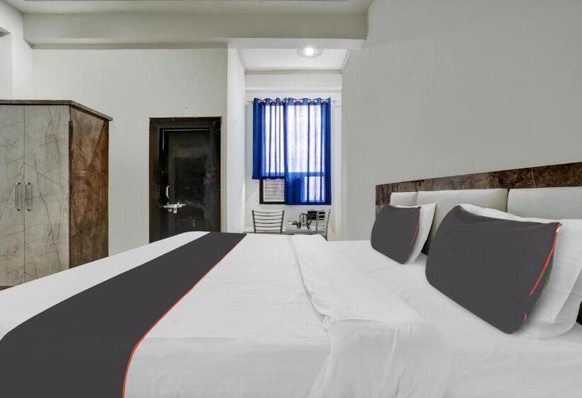 トリプルクラシックルーム, Collection O 80732 Hotel H B Palace Restaurant