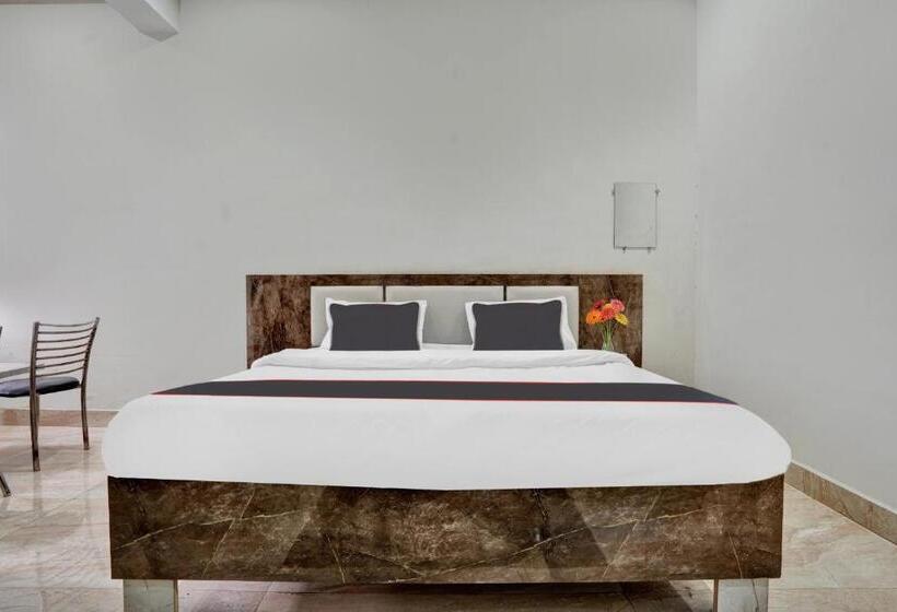 トリプルクラシックルーム, Collection O 80732 Hotel H B Palace Restaurant