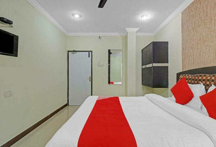 三人经典房间, O Kanak International