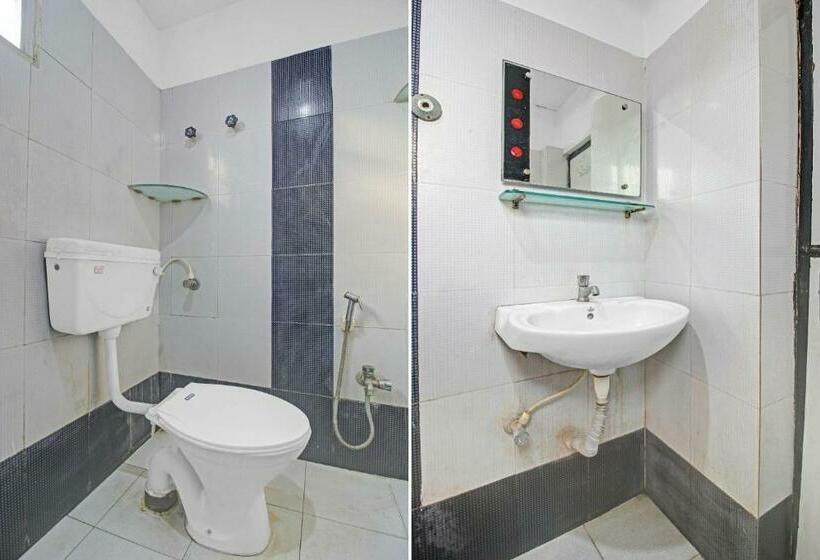 三人经典房间, O Kanak International