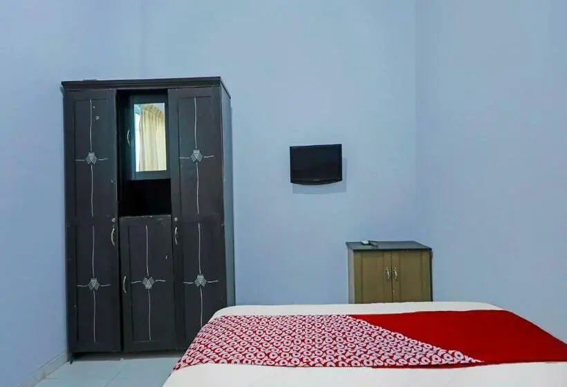 スタンダードルーム, Oyo 92195 Pelangi House 789 Syariah