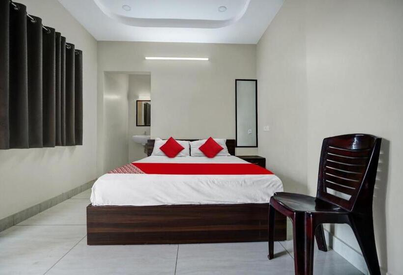 اتاق کلاسیک سه تخته, Oyo Flagship 80698 Vara Residency