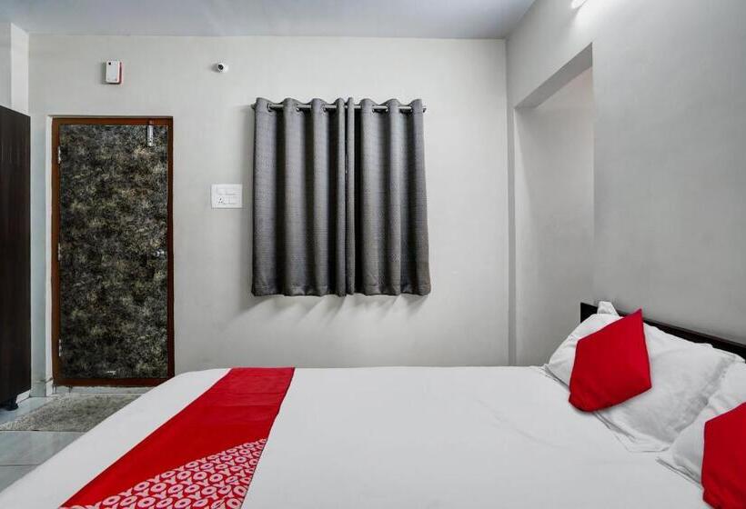 트리플 클래식 룸, Oyo Flagship 80698 Vara Residency