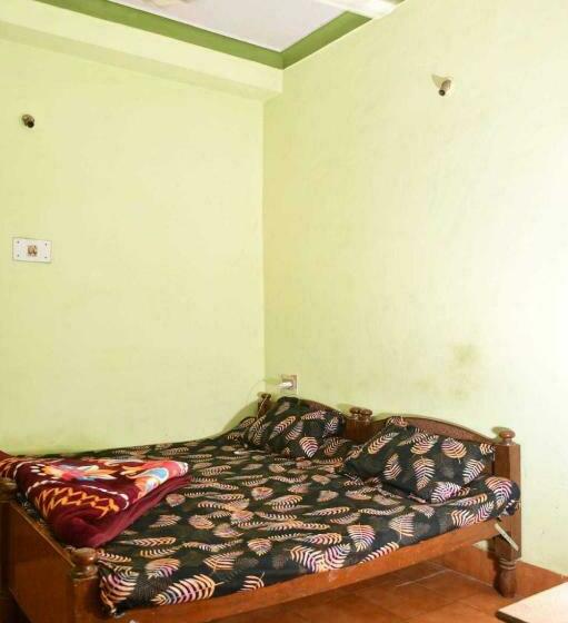 Трехместный Номер Классика, Spot On Hotel Durga
