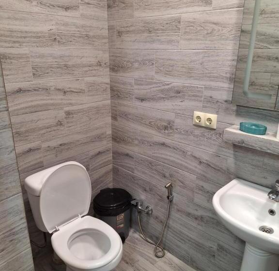 اتاق استاندارد با بالکن, Guest House 15a