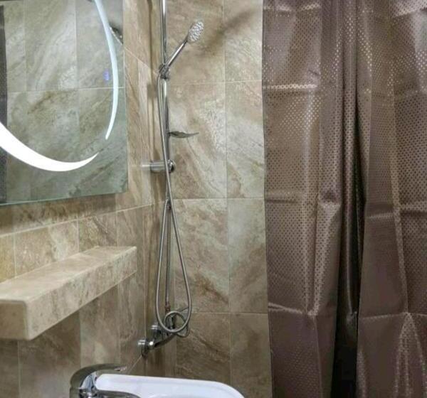 اتاق استاندارد, Guest House 15a