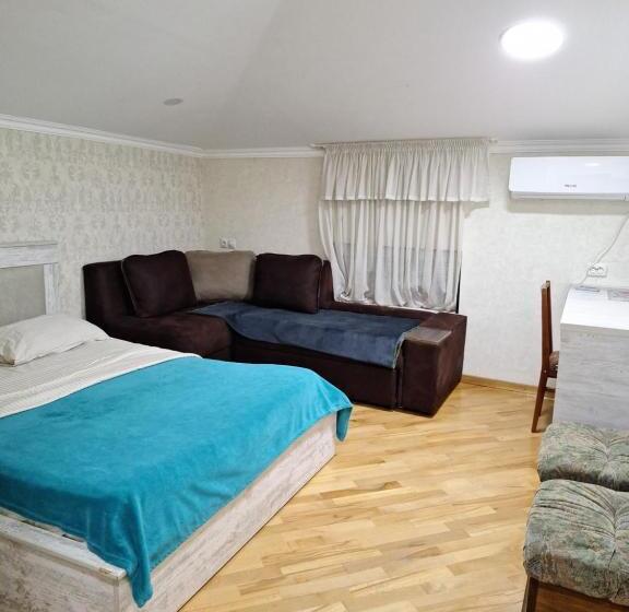 اتاق لوکس, Guest House 15a