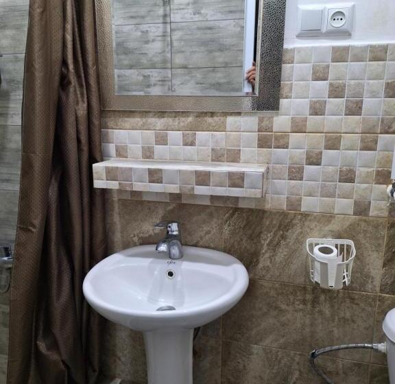 اتاق لوکس, Guest House 15a