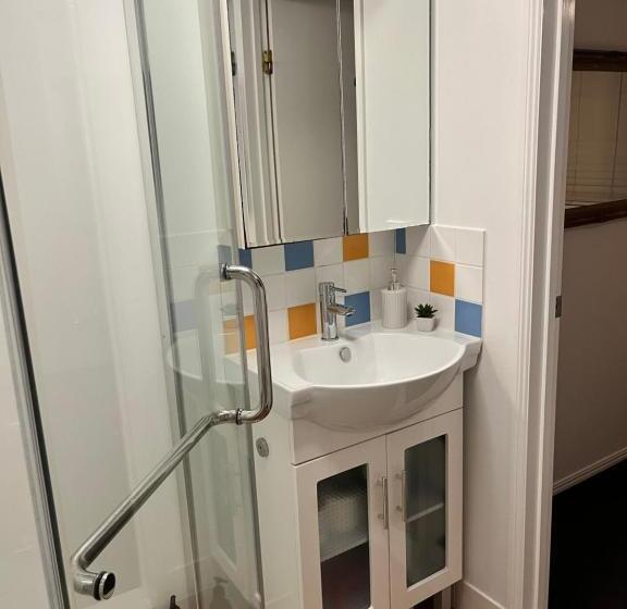 스탠다드 싱글 룸, Swan Guest House Room With Own Private Bathroom