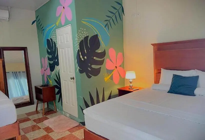 スタンダードトリプルルーム, Hostal Eden