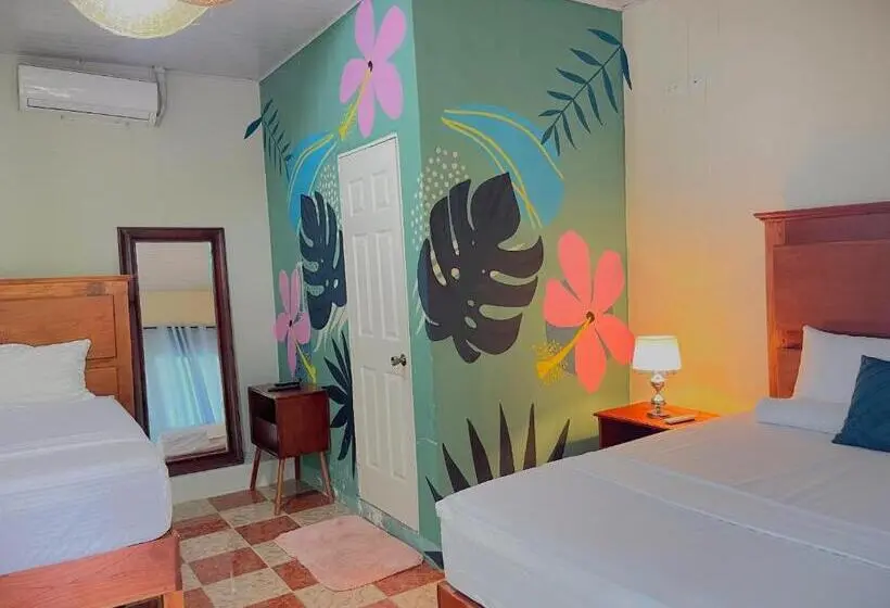 スタンダードトリプルルーム, Hostal Eden