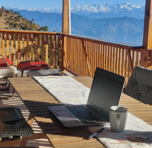 Вилла 3 Спальни, The Rosly Estate