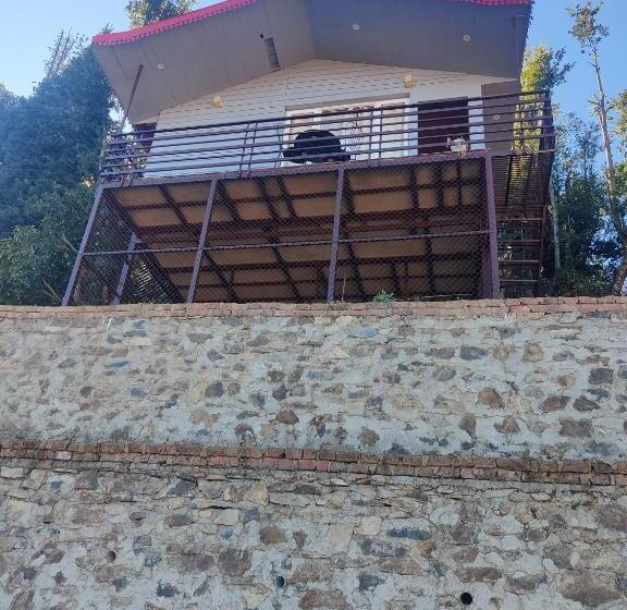 标准间带山景, The Rosly Estate