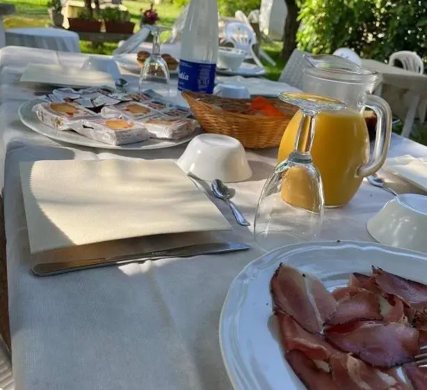 Juniorsviitti Puutarhanäkymä, Agriturismo Tenuta La Monaca