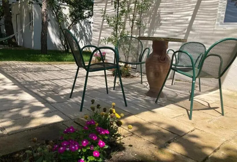 Juniorsviitti Puutarhanäkymä, Agriturismo Tenuta La Monaca