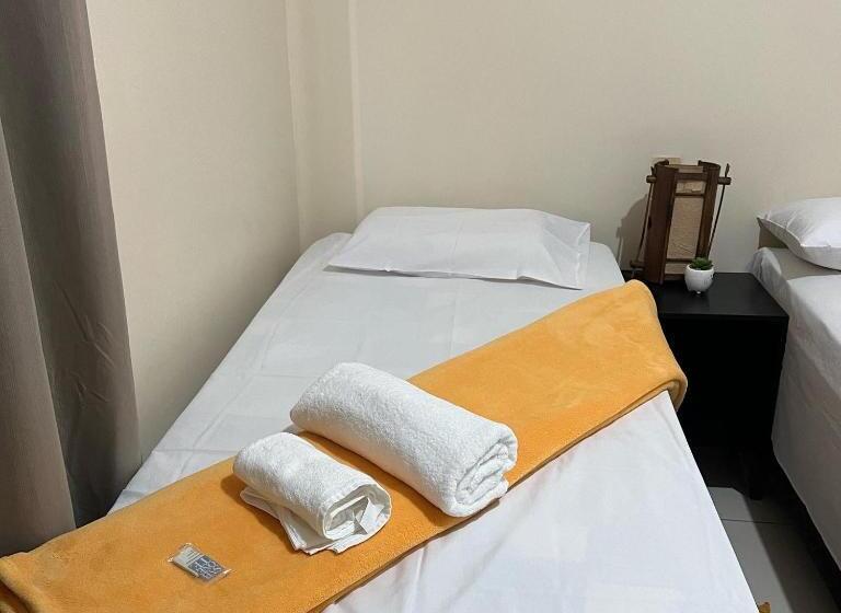 Номер Стандарт Трехместный, Hostel Girassol