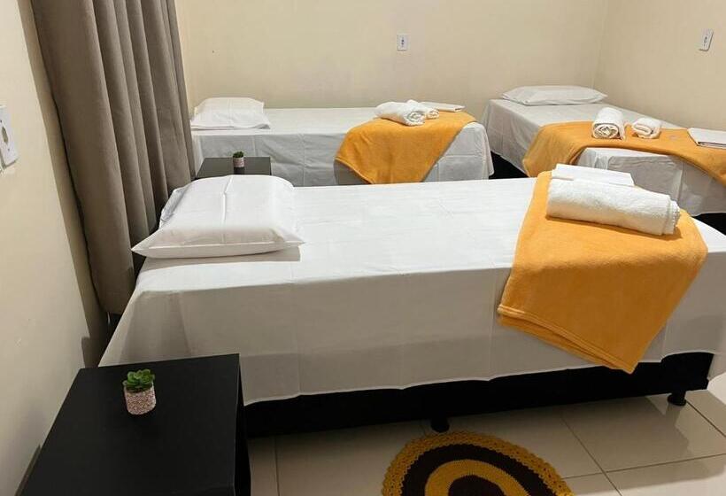 Номер Стандарт Трехместный, Hostel Girassol