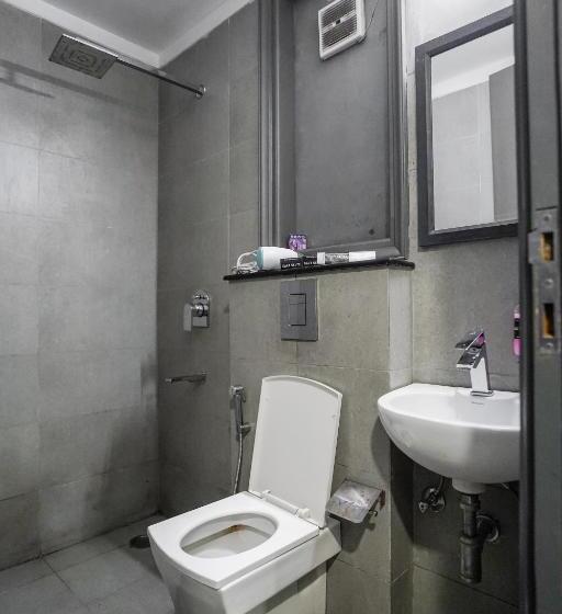 デラックスルーム, Saltstayz Golf Course Road