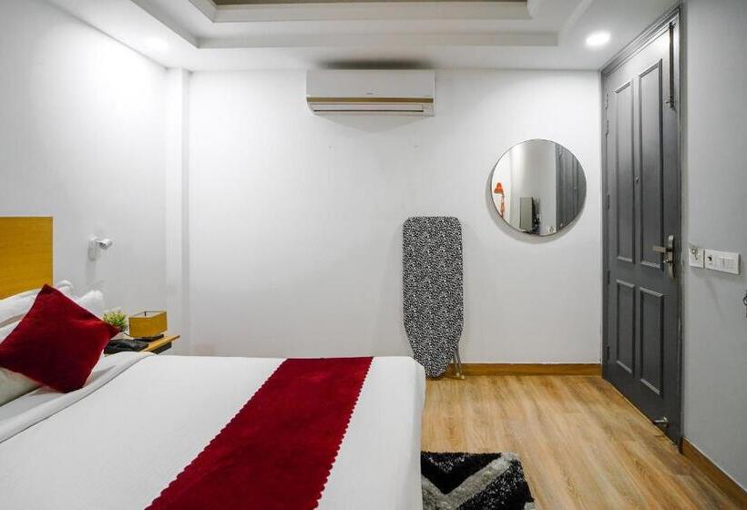 デラックスルーム, Saltstayz Golf Course Road