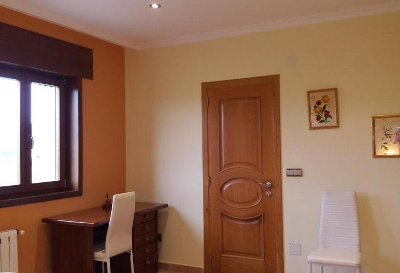 اتاق لوکس, Casa Aida