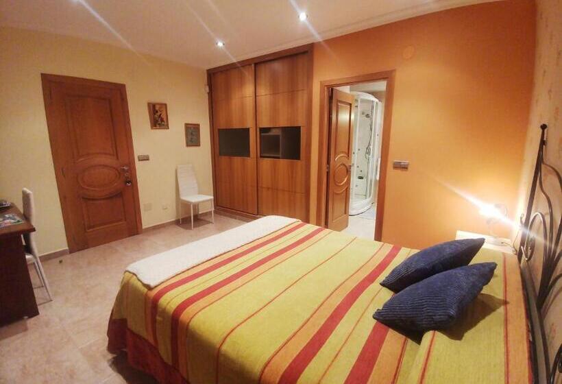 اتاق لوکس, Casa Aida