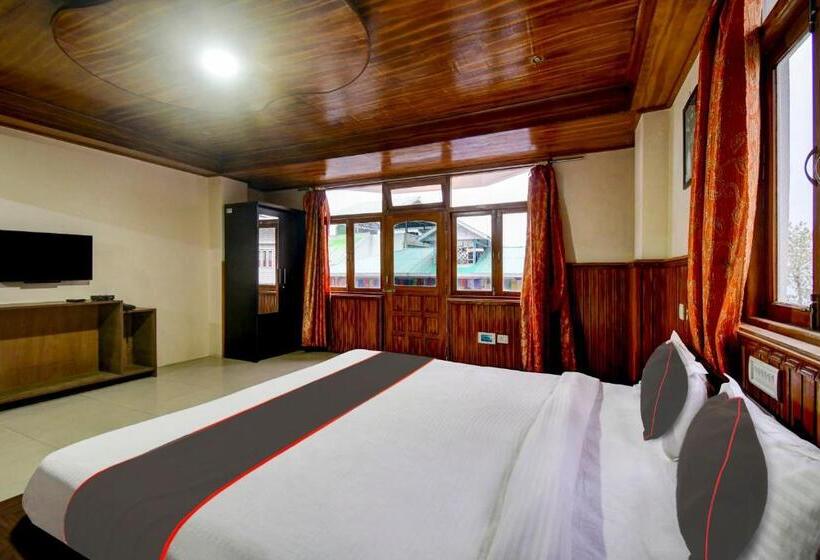 三人经典房间, Collection O Hotel Heruka