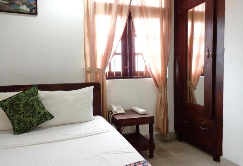 غرفة قياسية, Muduna Walawwa Resort