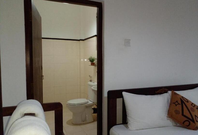 غرفة عائلية, Muduna Walawwa Resort