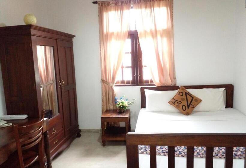 غرفة عائلية, Muduna Walawwa Resort