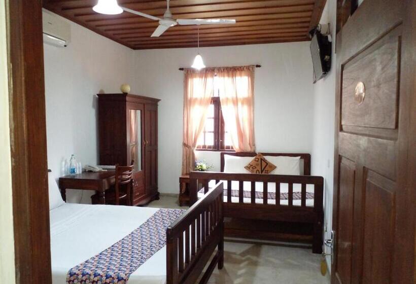 غرفة عائلية, Muduna Walawwa Resort