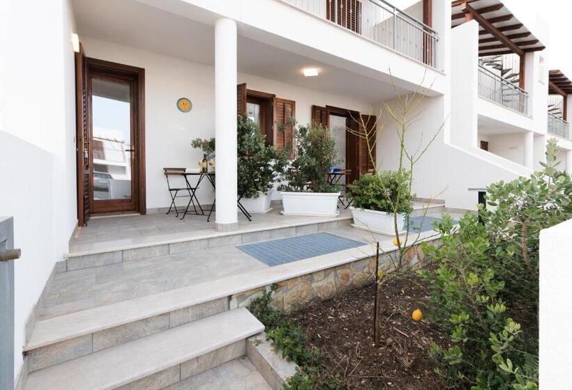 דירת שני חדרים, I Tre Golfi   Via Salvatore Quasimodo