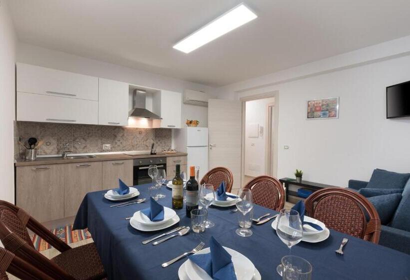 דירת שני חדרים, I Tre Golfi   Via Salvatore Quasimodo