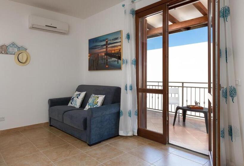 דירת חדר עם טרסה, I Tre Golfi   Via Salvatore Quasimodo