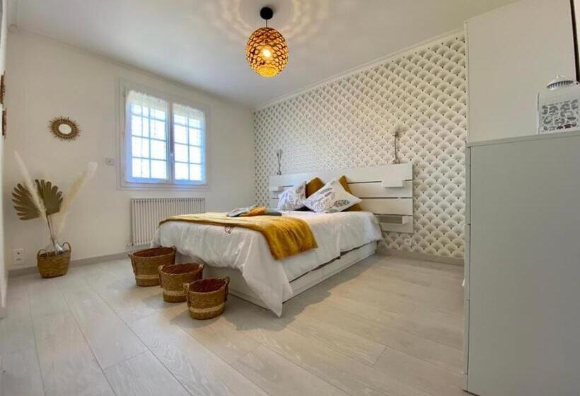 スタンダードルーム, Guestroom Saint Michel Chef Chef, 1 Pièce, 2 Personnes   Fr 1 306 1232