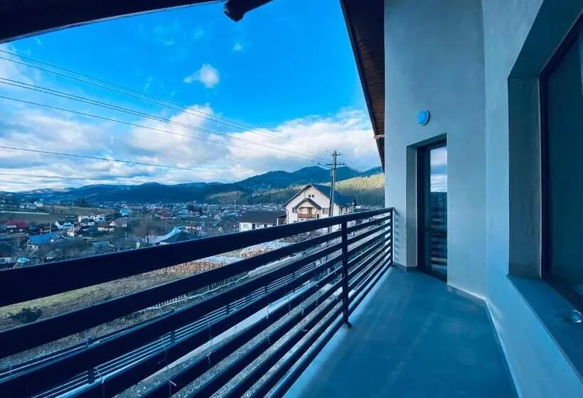 バルコニー付きスタンダードトリプルルーム, Vila Davely