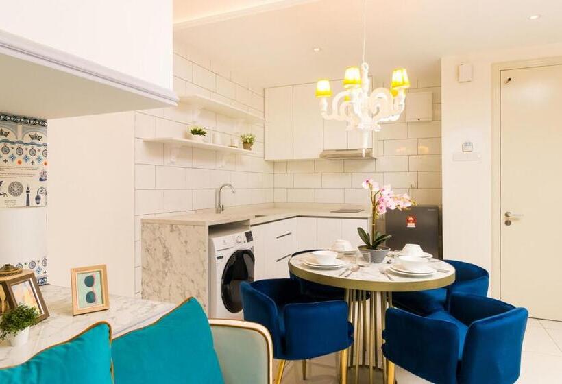 سوییت دوبلکس, Arte Mont Kiara