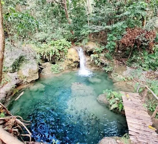 اتاق استاندارد با چشم‌انداز کوهستان, Hars Garden Sumba