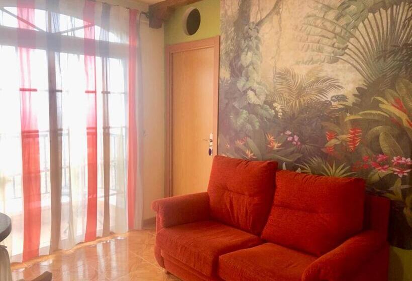 带1个卧室的带阳台的公寓, Vv Apartamentos Estrella Del Norte