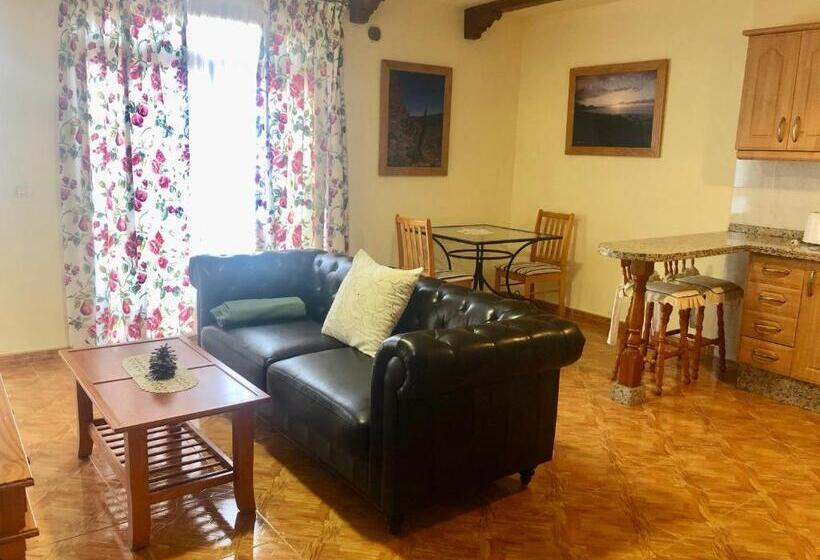 带1个卧室的带阳台的公寓, Vv Apartamentos Estrella Del Norte