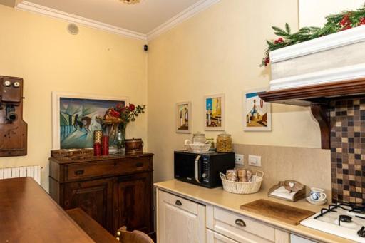 اتاق استاندارد, Artistic House