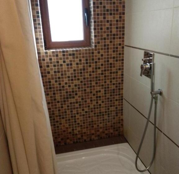 اتاق استاندارد با بالکن, Artistic House