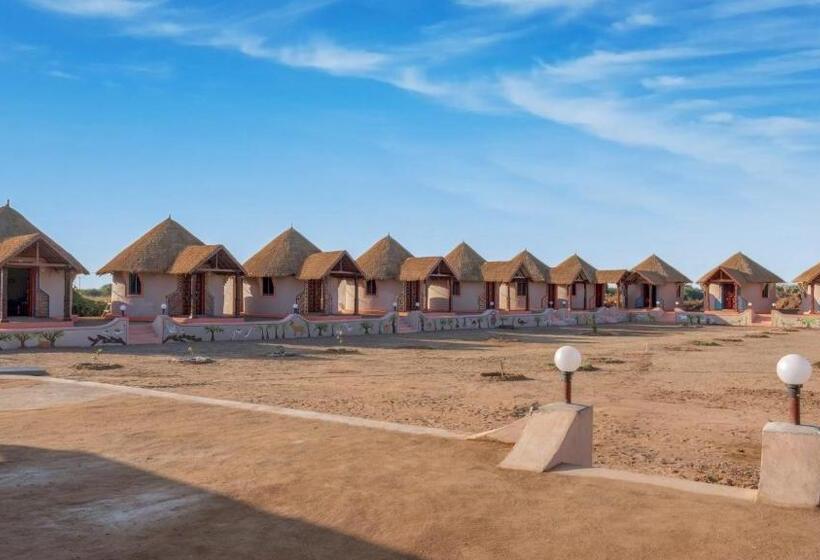 Номер Deluxe, Dholavira Village Resort