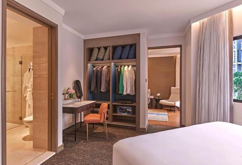 سوئیت با تخت بزرگ, Pullman Singapore Orchard