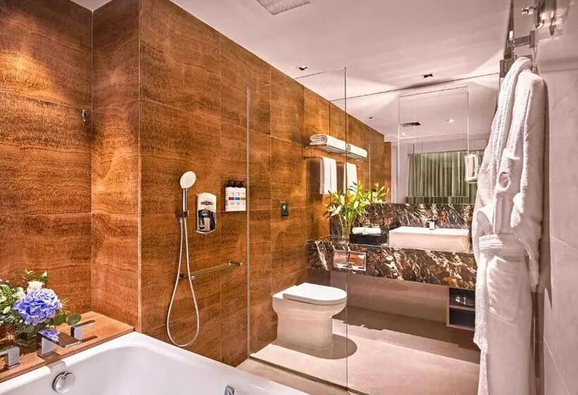 اتاق لوکس با چشم‌انداز, Pullman Singapore Orchard